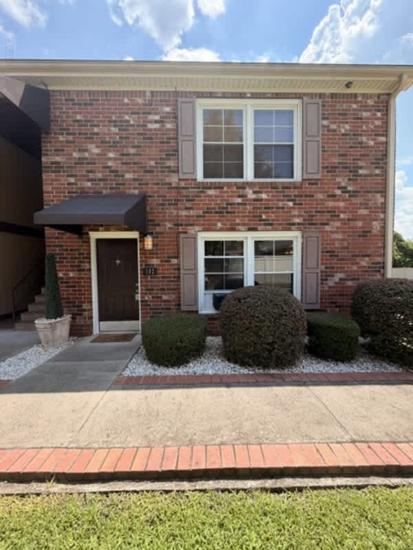 801 Eastmont Drive #102 – photo 1