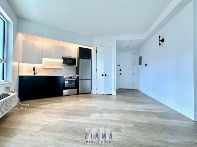 1042 President Street – photo 1