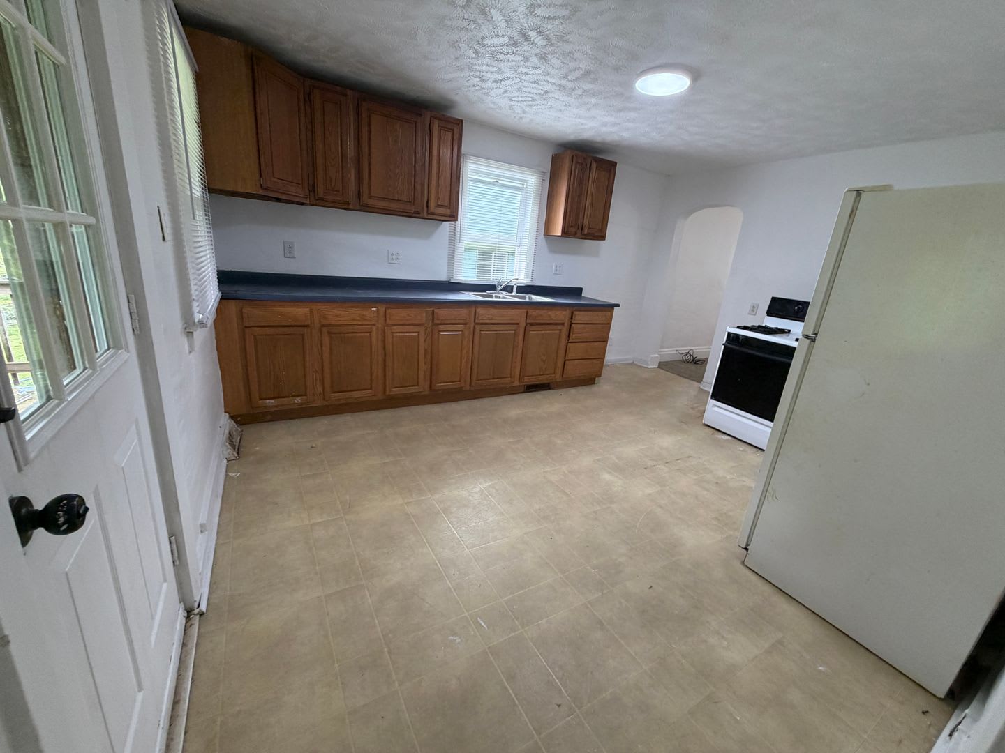 2 bedroom townhome in Bentworth School District! – photo 2