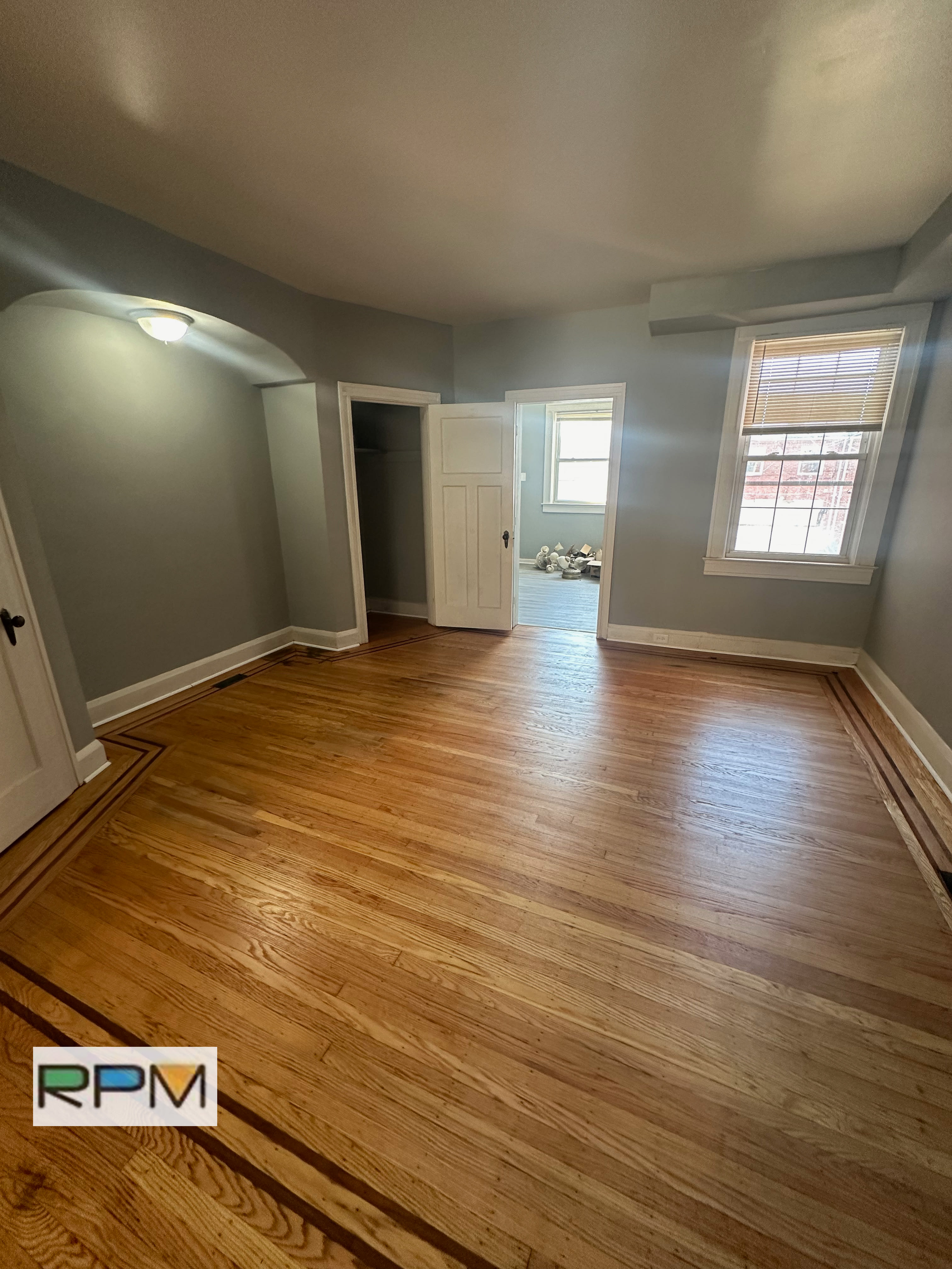 4231 Sheldon Ave – photo 2