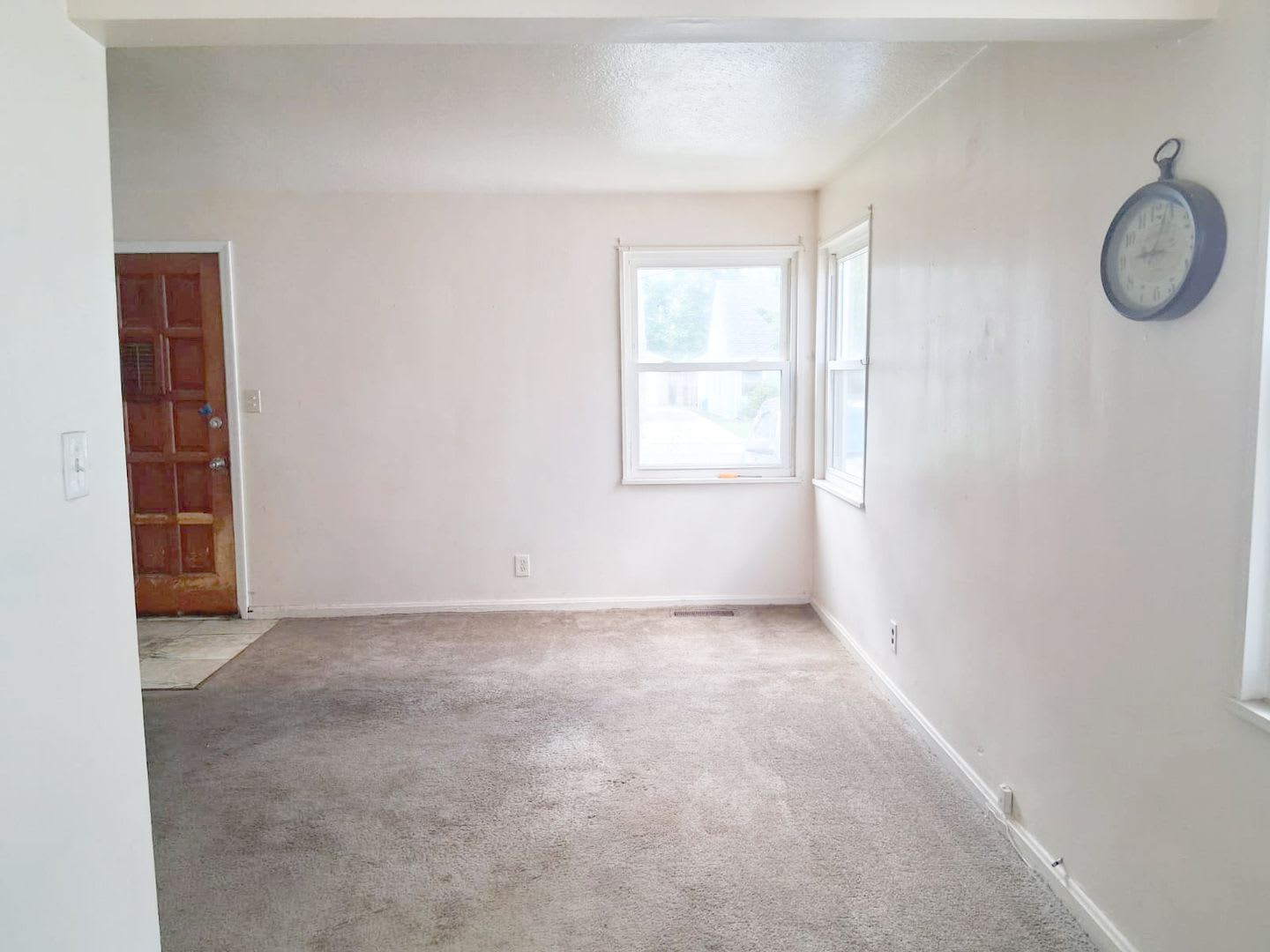 3 BED 1 BATH SINGLE FAMILY HOME! – photo 2