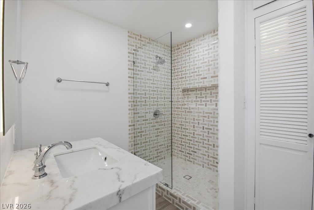 1300 Canosa Avenue – photo 5