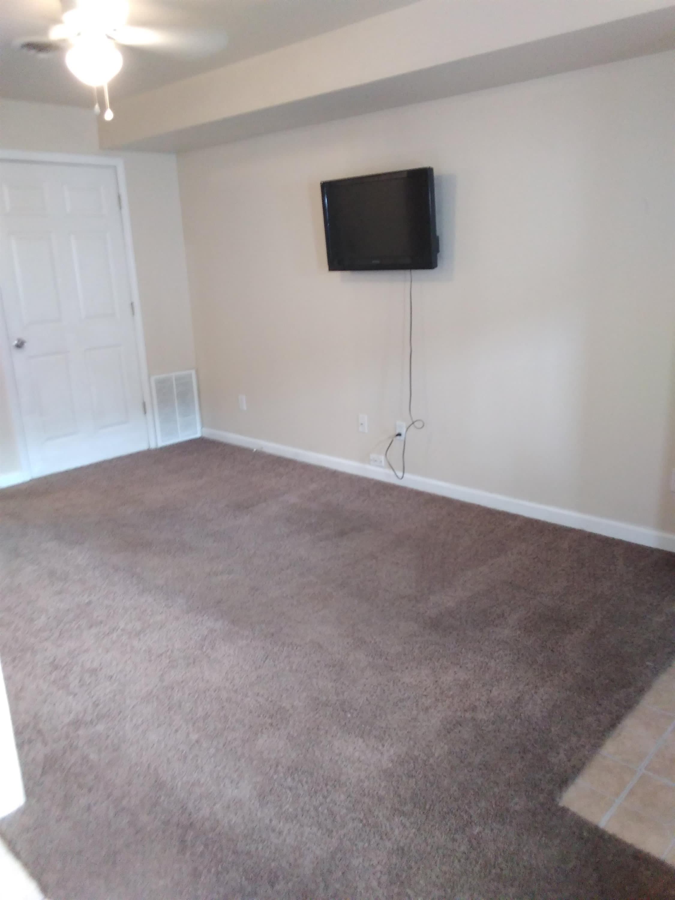 709-C1 S. Poplar St – photo 3