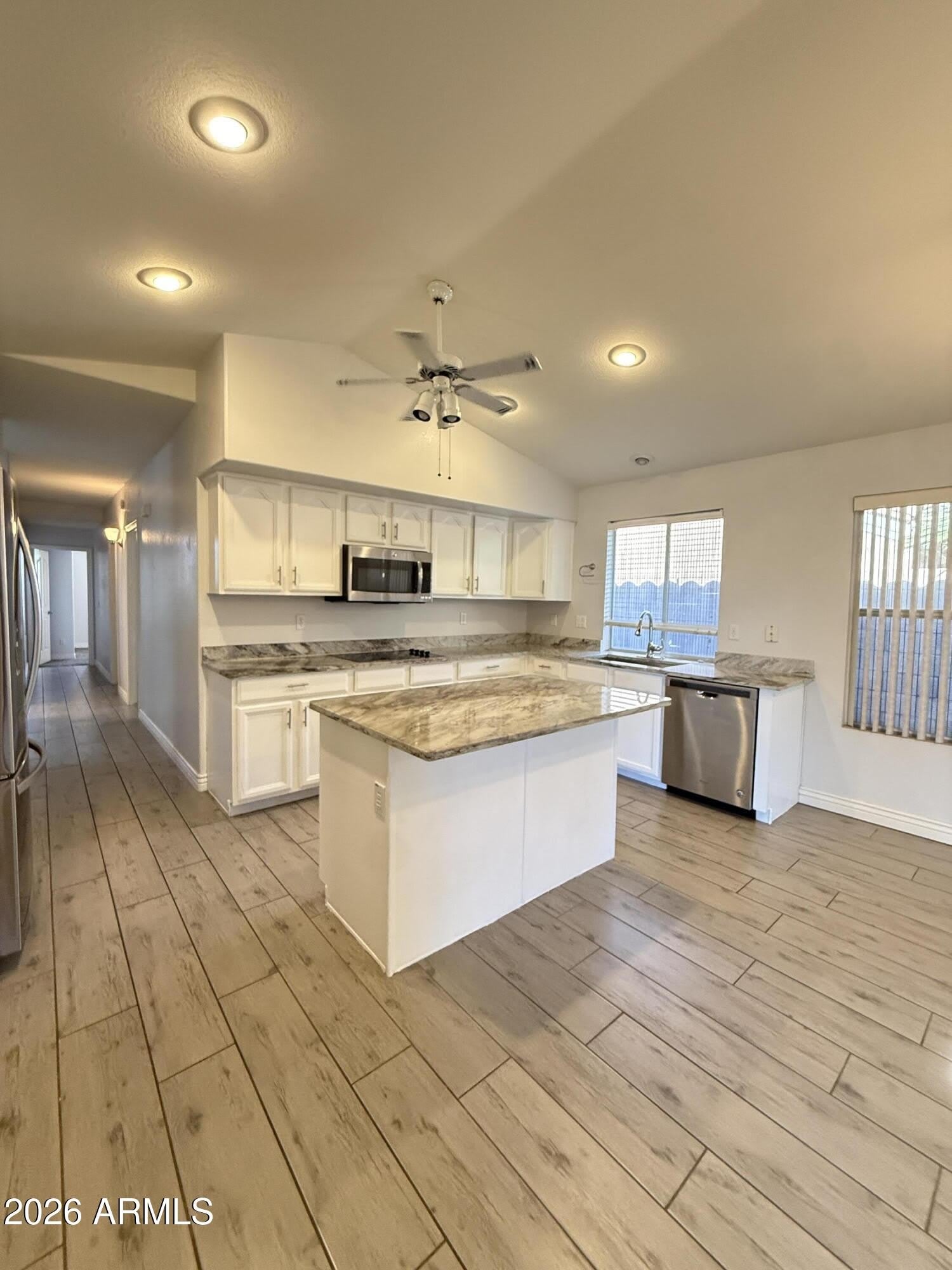 1265 E SPUR Avenue – photo 4