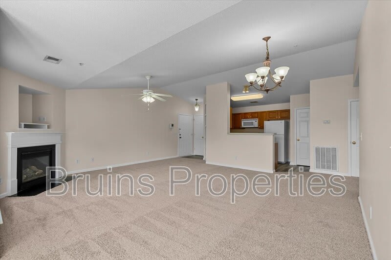 6117 Hedgecock Circle – photo 4
