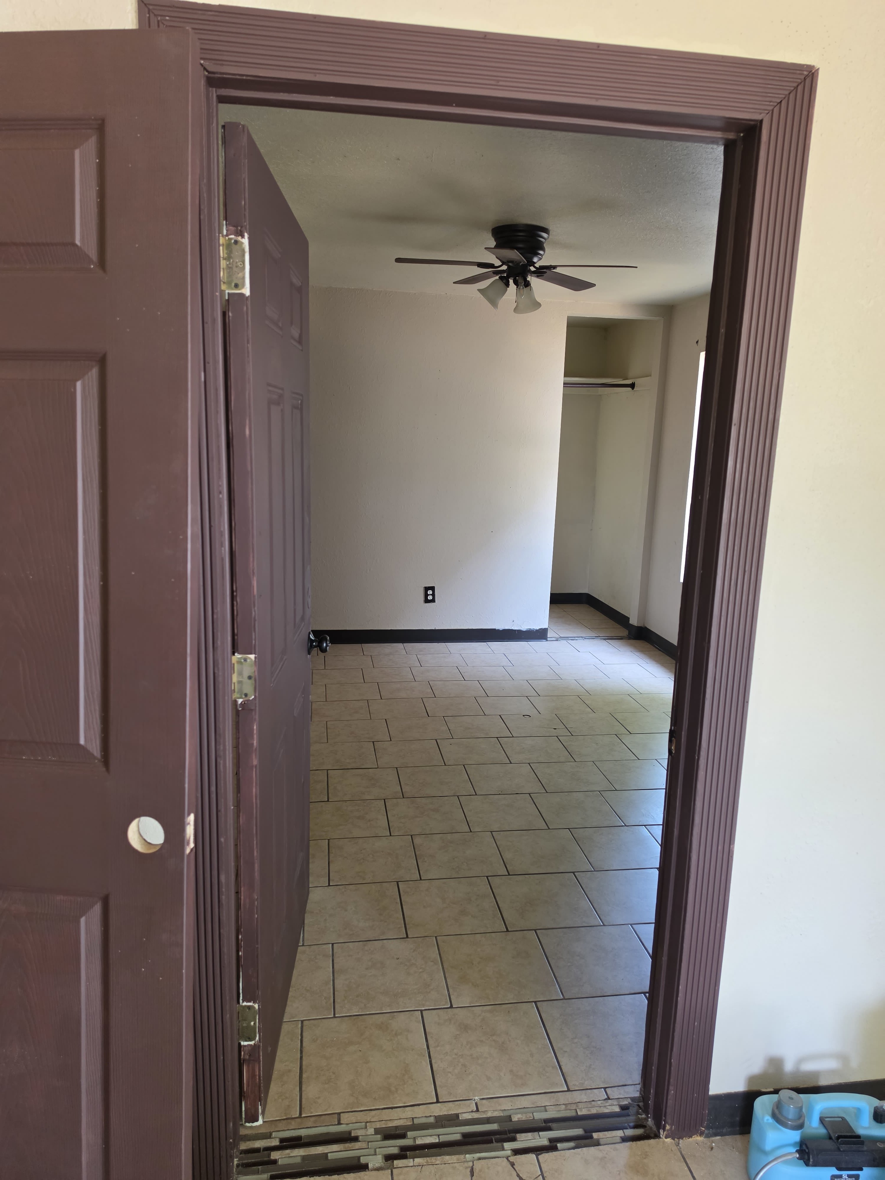 1519 N Atlanta Ct – photo 4