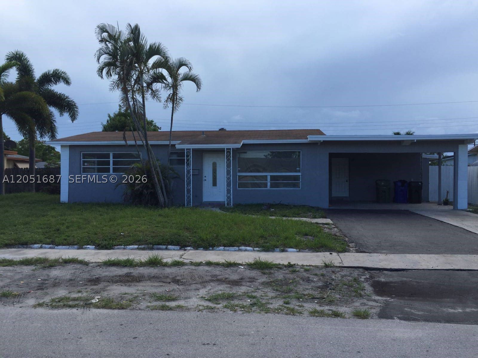 651 SW 30th Ave – photo 1
