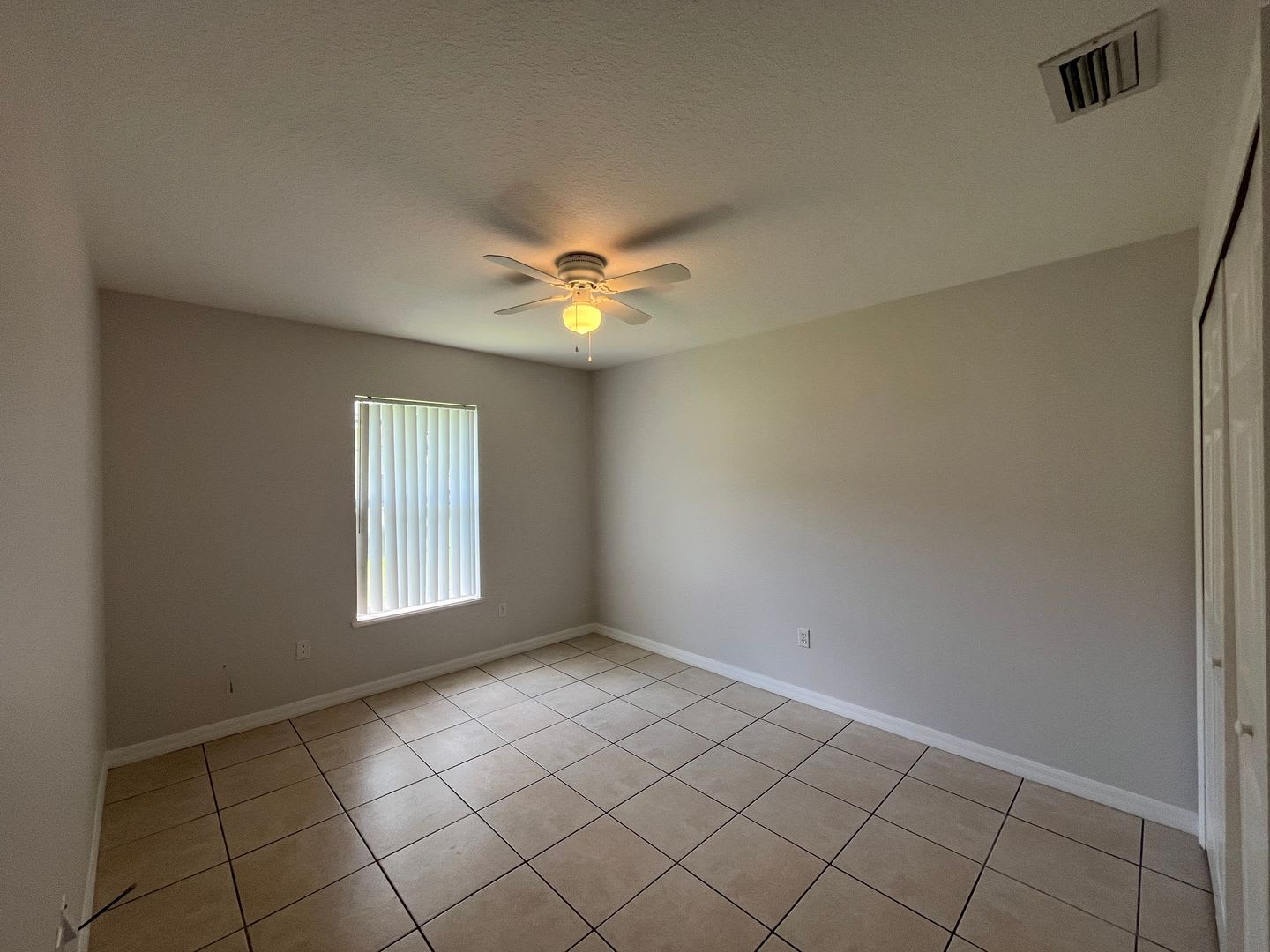 3 Bedroom 2 Bathroom Duplex With 1 Car Garage – photo 4