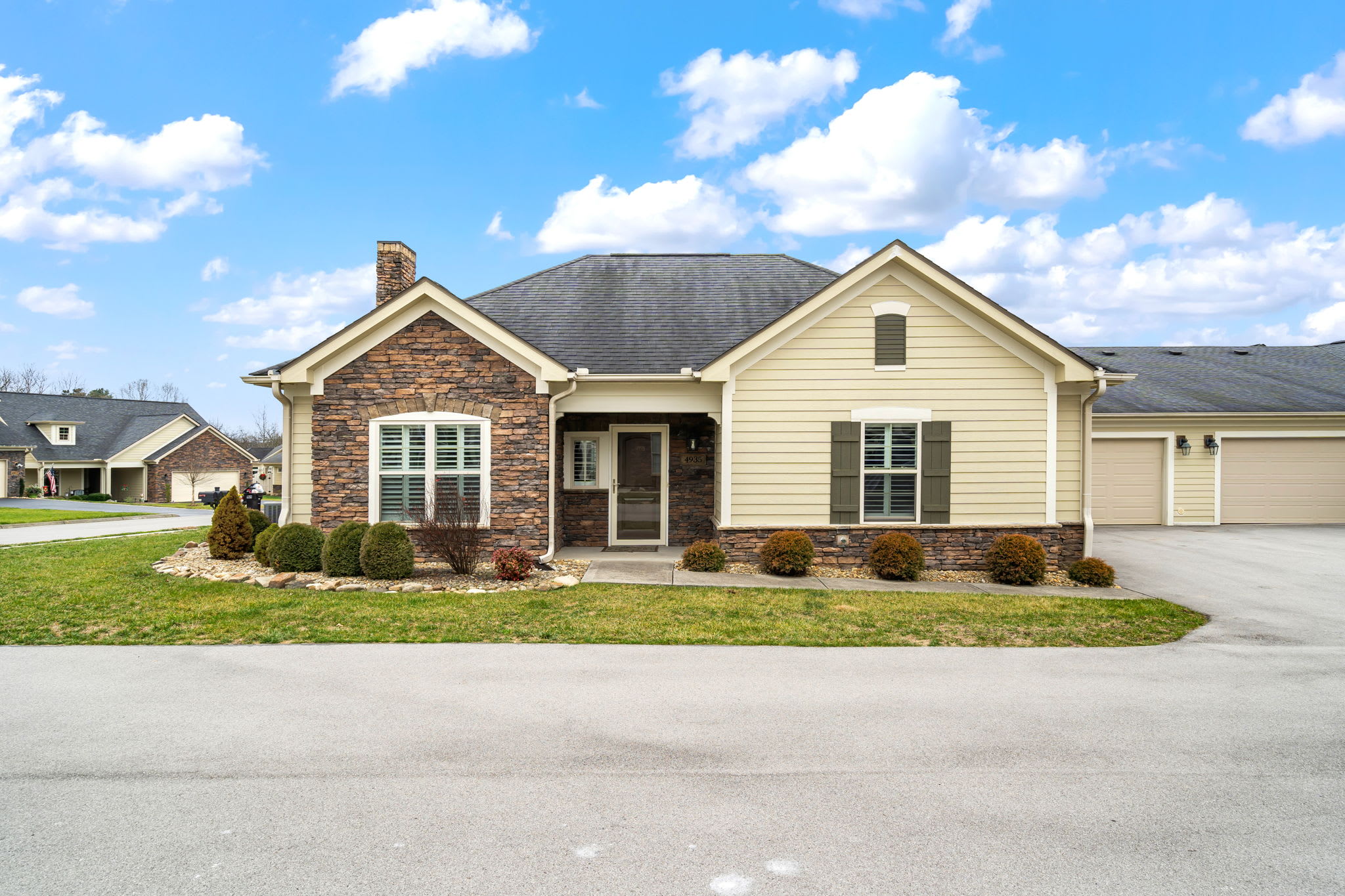 4935 Willow Bluff Circle – photo 2