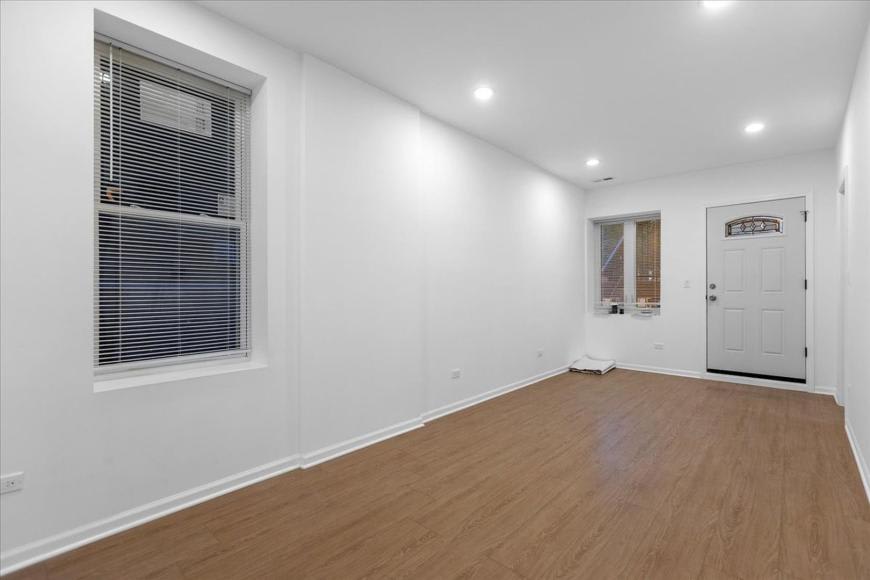 1313 W Chicago Avenue – photo 2