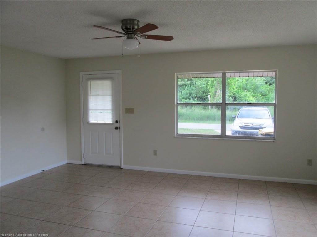 205 Phantasy Avenue – photo 3