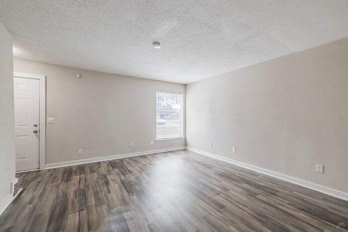 3110 Godby Road – photo 5