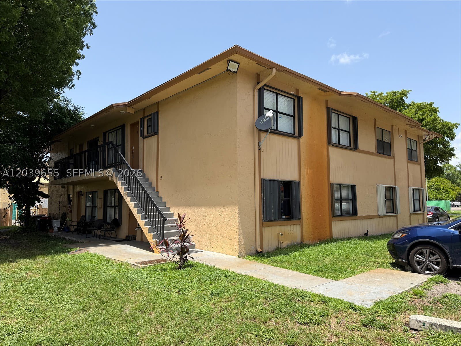2735 W 66th St – photo 5