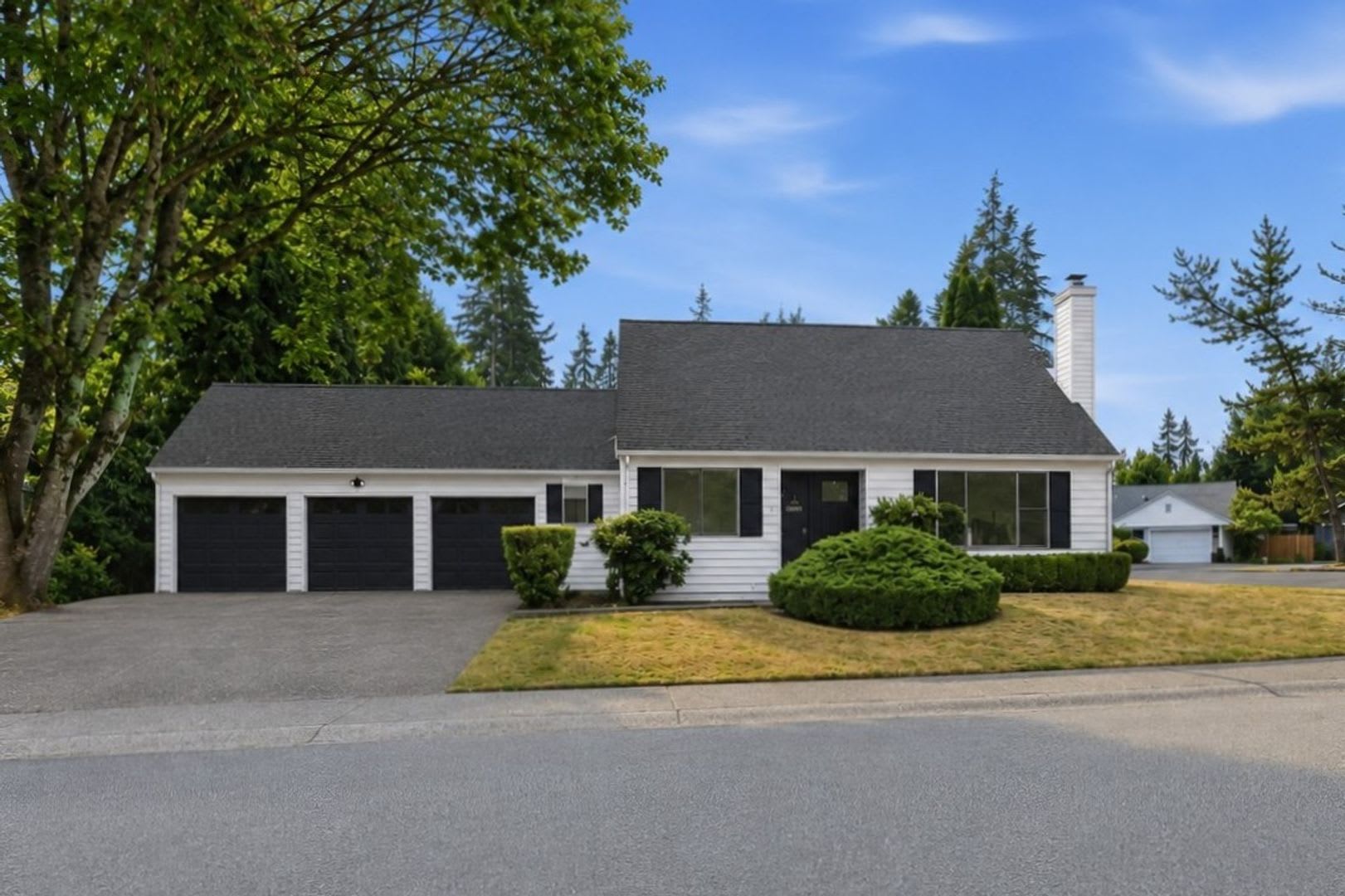4Bd 2Ba Kirkland Home – photo 1
