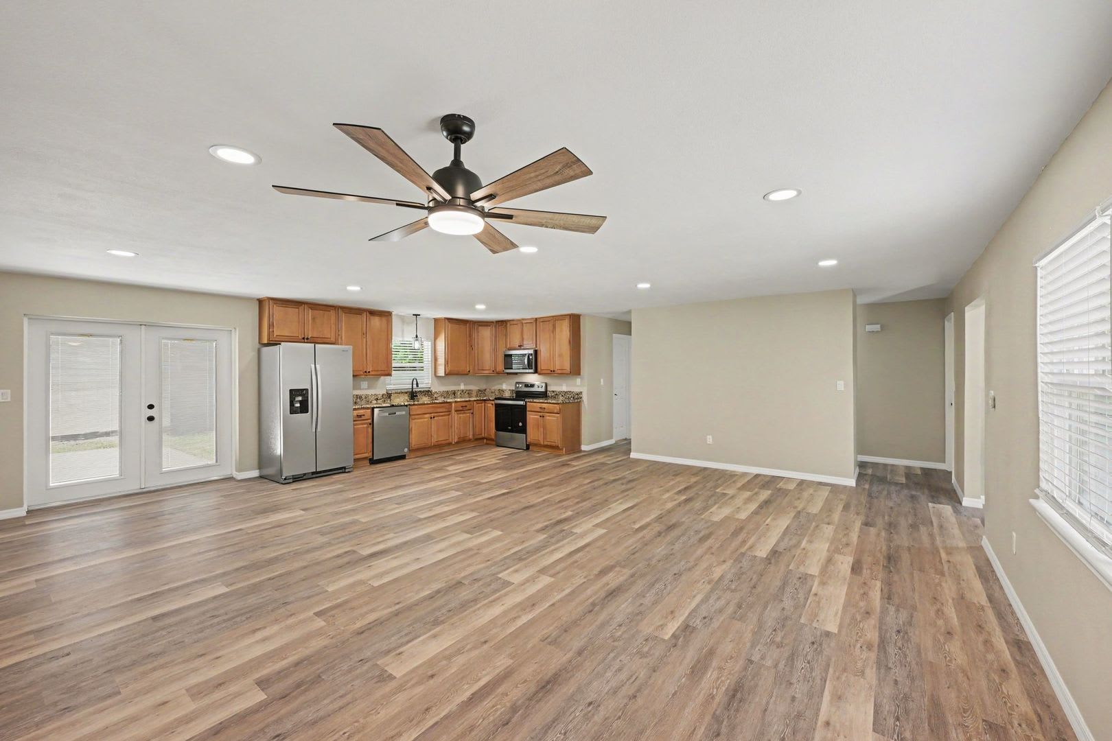2850 Starlight Dr. – photo 3
