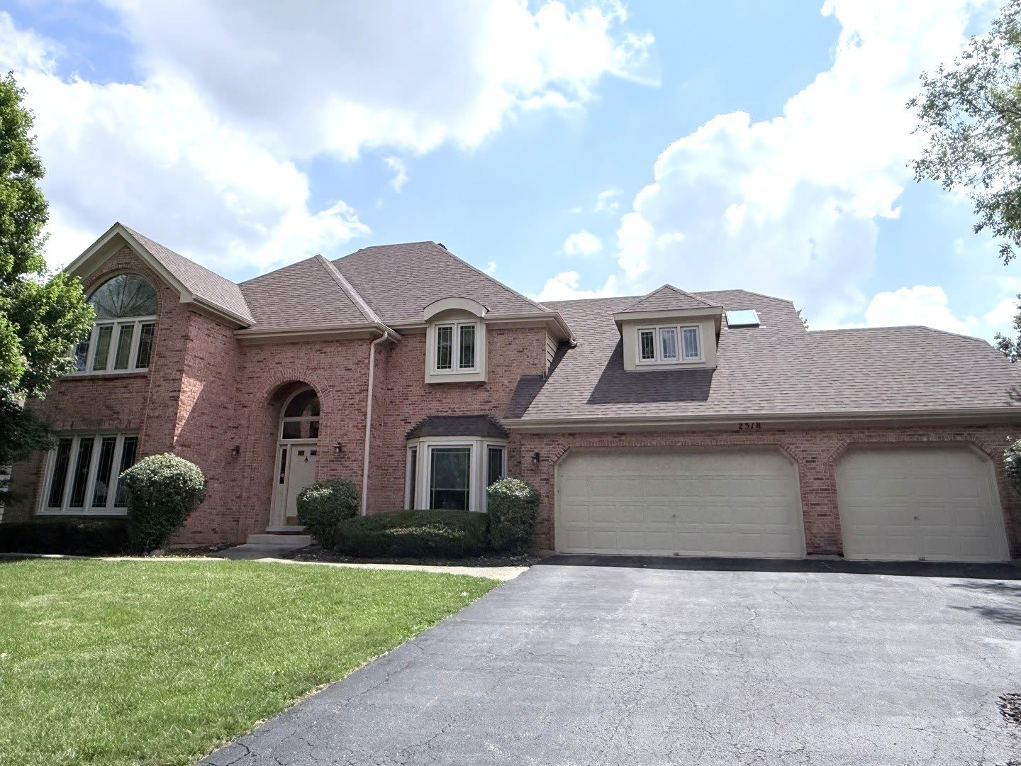 2318 River woods Drive – photo 1