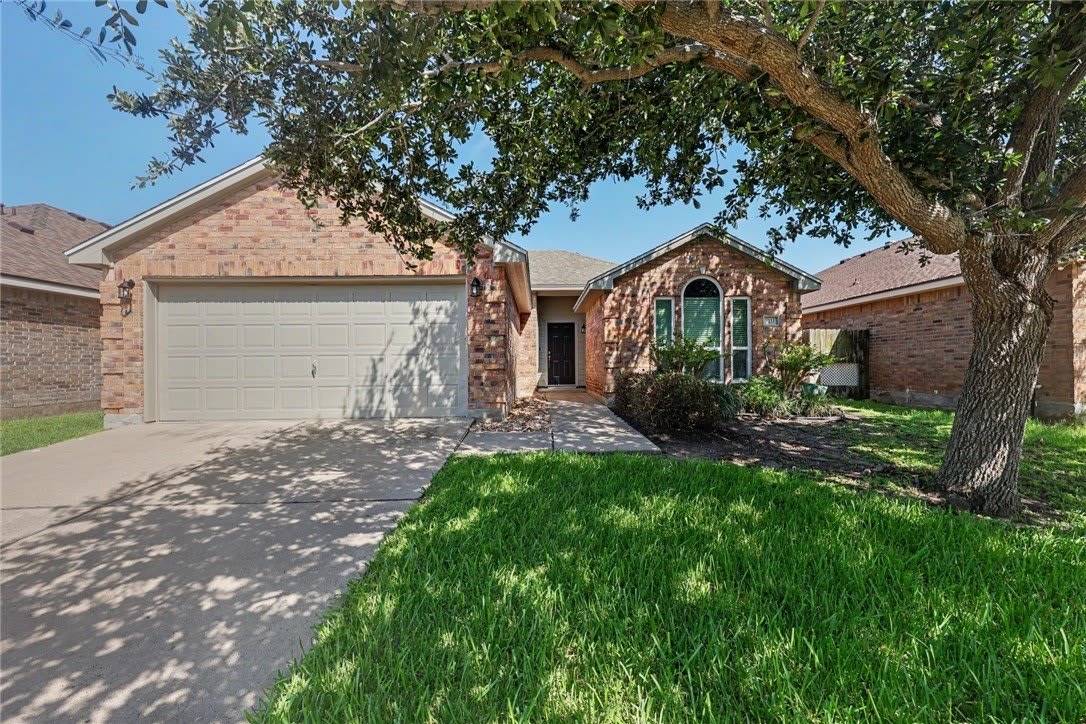 1111 Meadowbrook – photo 1