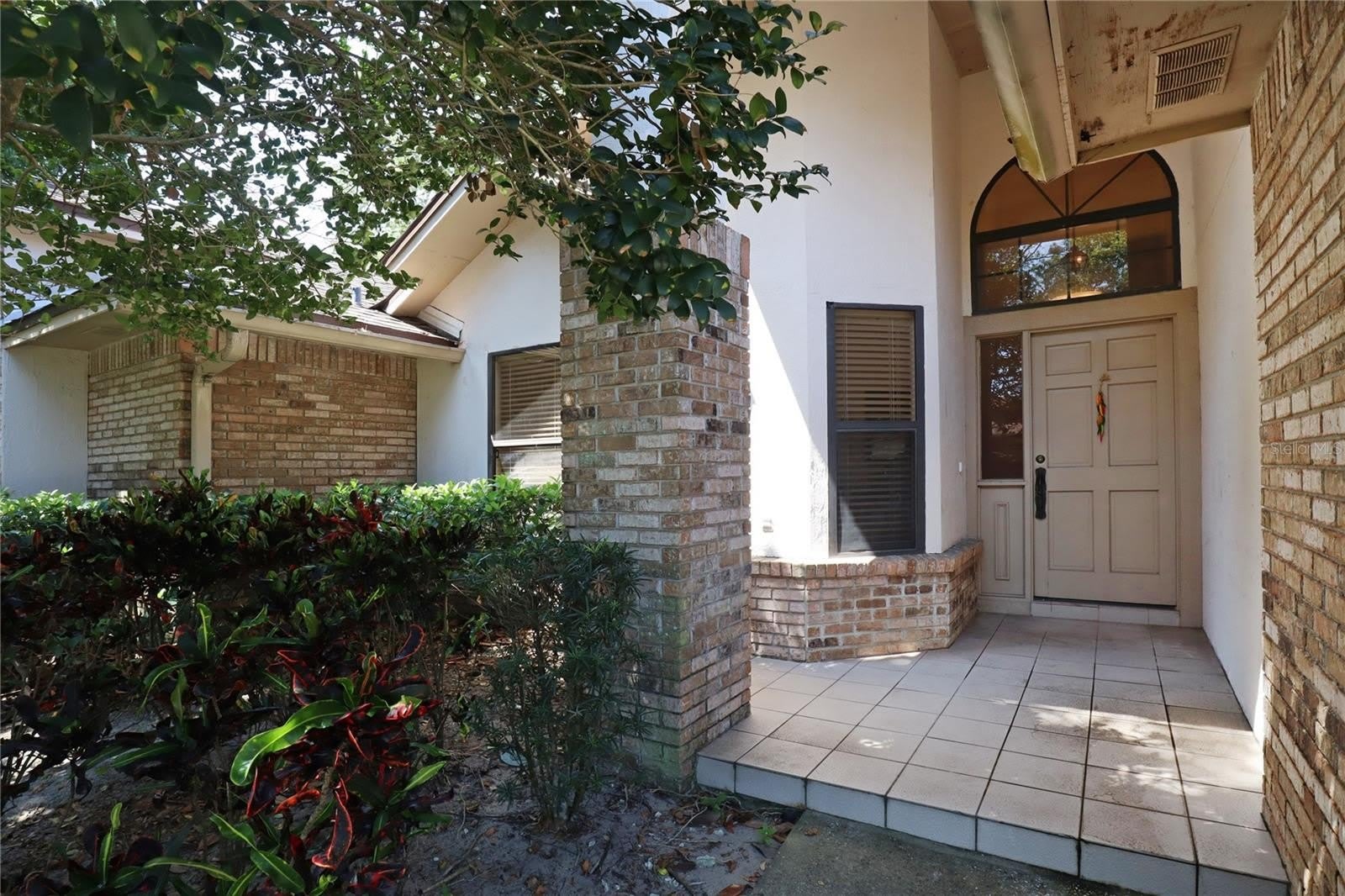 5722 BAY SIDE Drive – photo 4