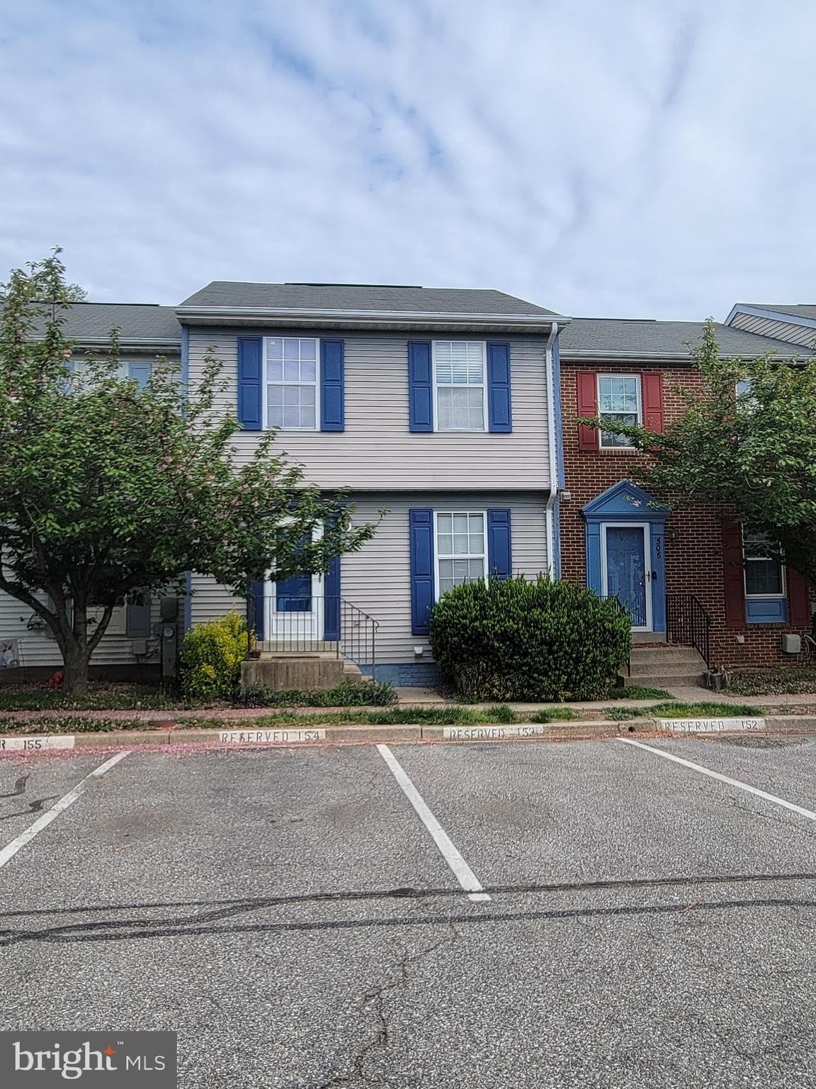 508 KINGDOM Court – photo 1