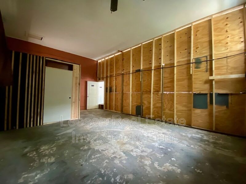 440 Olive St. – photo 5