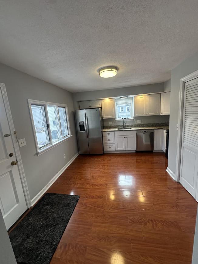 83 Taylor – photo 2