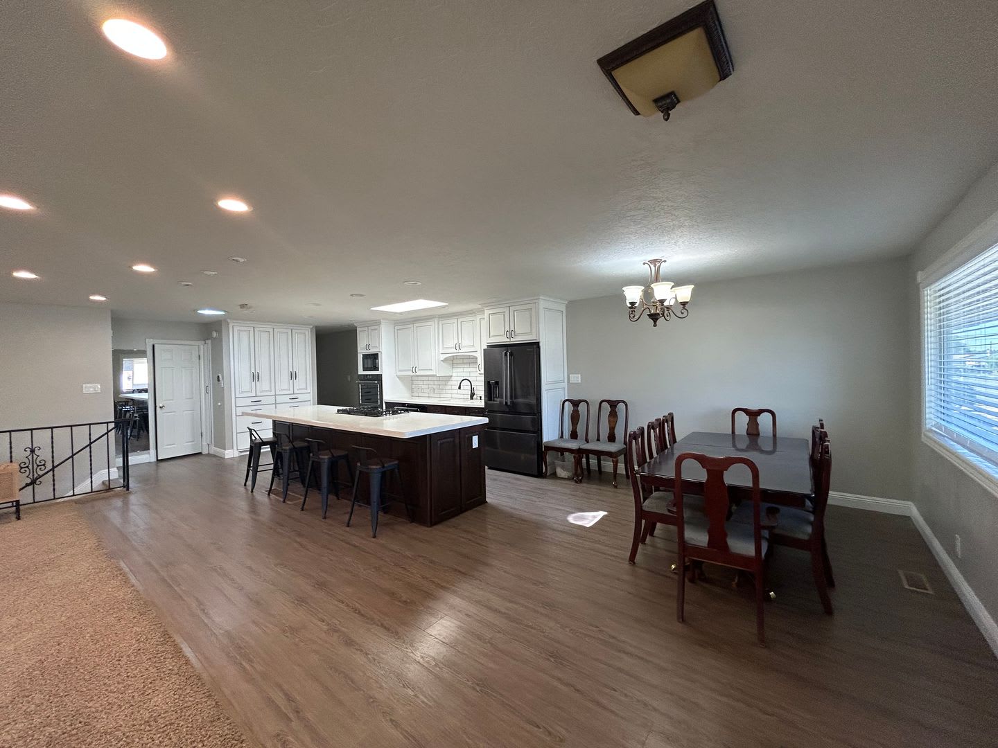 3 Bedroom 3 5 Bathroom In Orem – photo 4