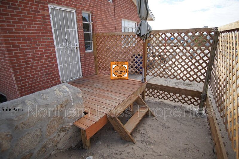 1226 Huckleberry St – photo 3