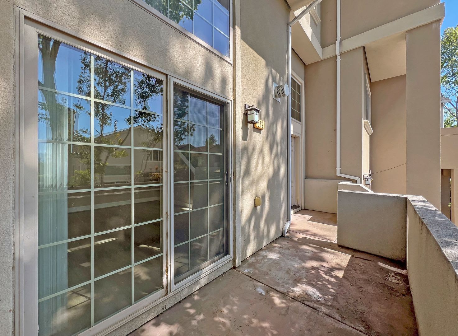 3 bedroom 2.5 bath townhome with multiple levels! – photo 2