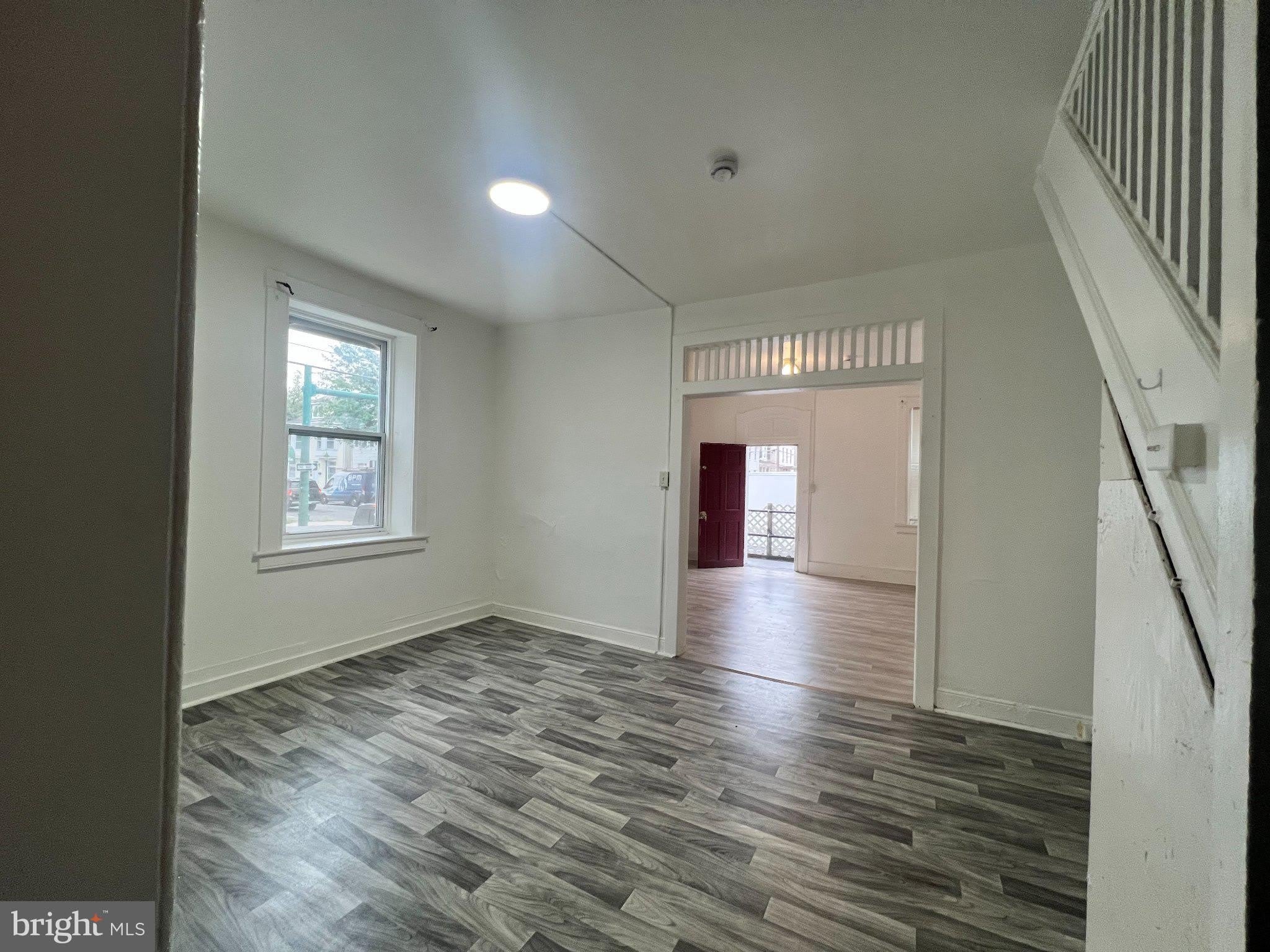 148 E WASHINGTON Street – photo 2
