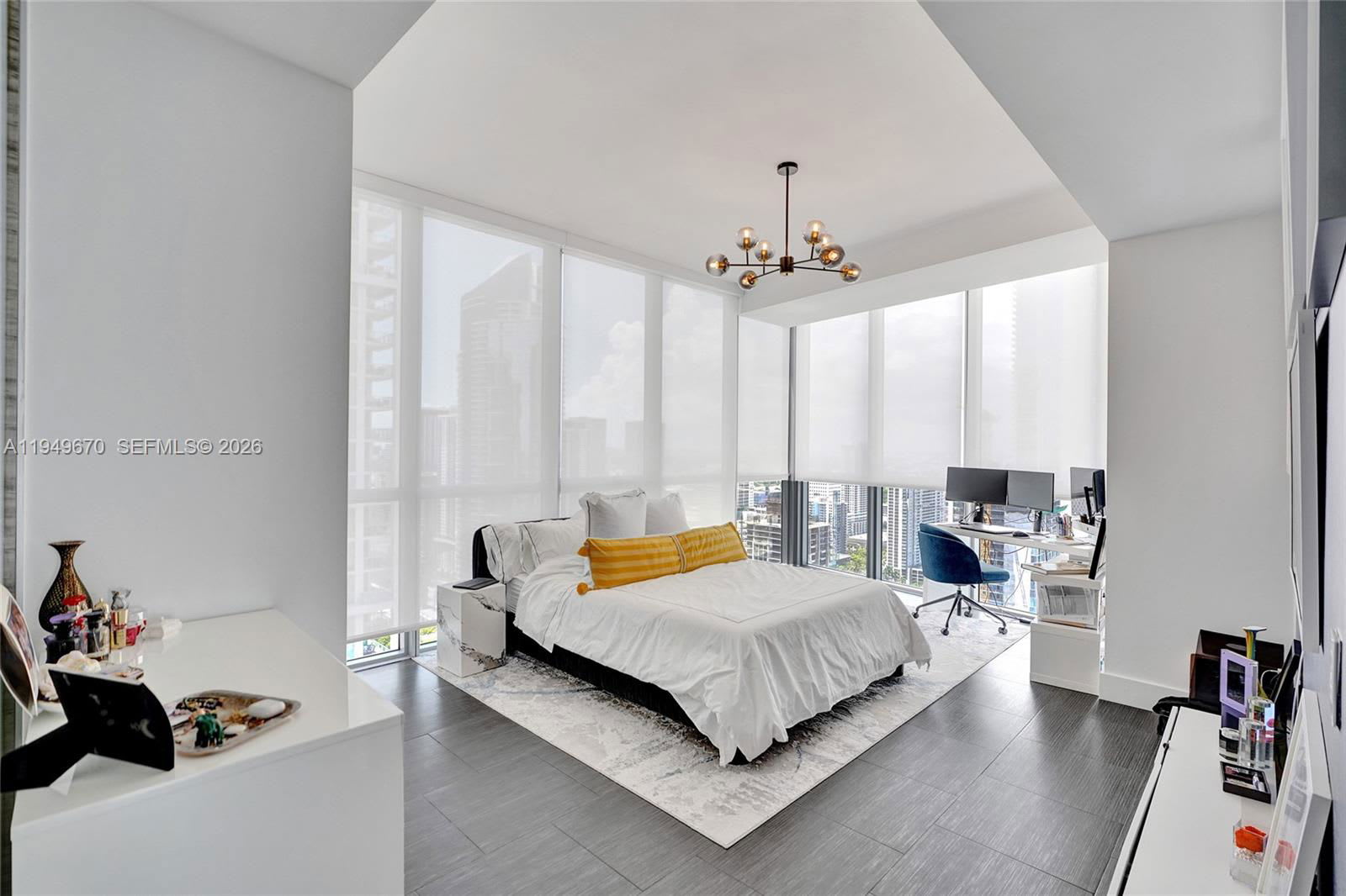 1100 Biscayne Boulevard – photo 1