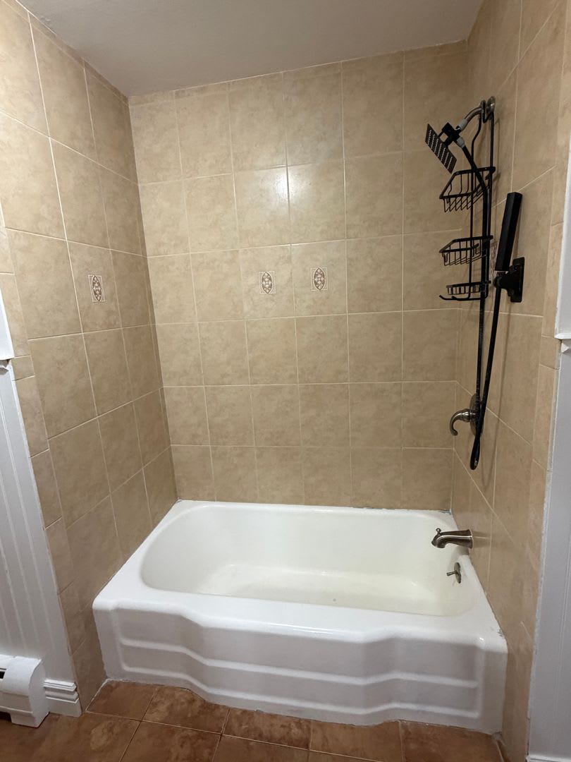 Beautiful 4 Bedroom Home In Danbury – photo 4