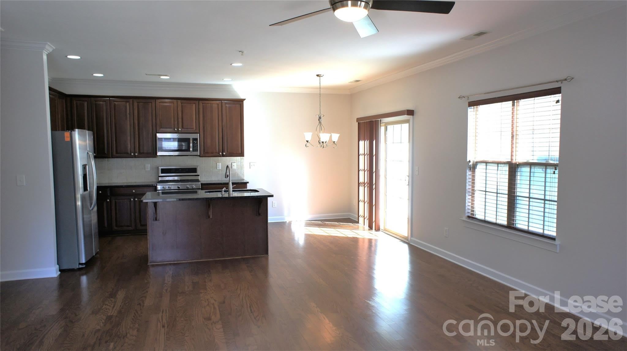 15509 Barossa Valley Street – photo 2