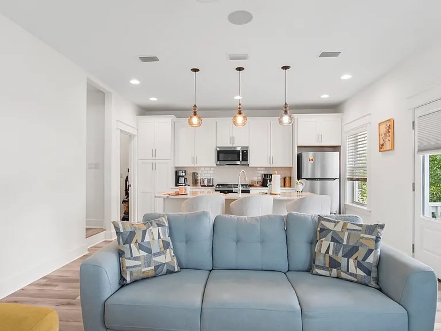 4 bedroom Fully Furnished – photo 3
