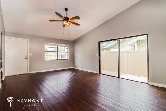 2886 Whispering Drive South – photo 5