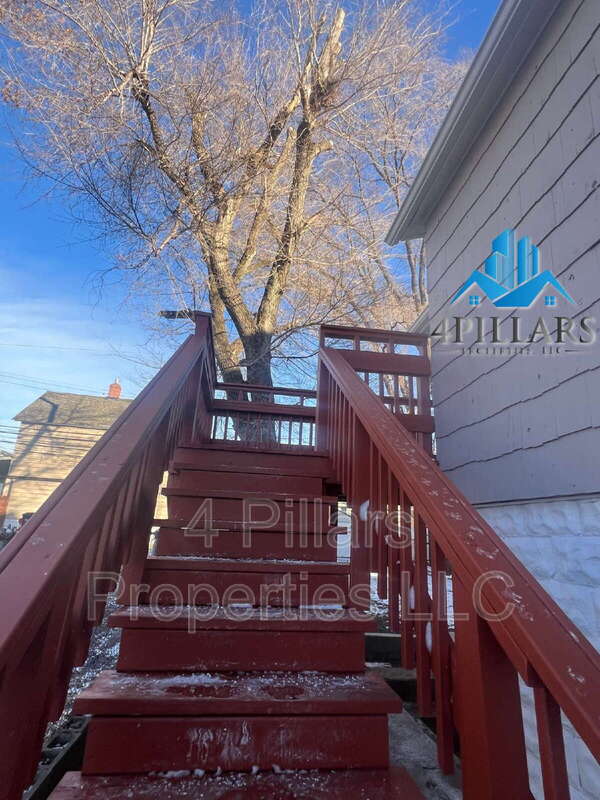 5647 Sohl Avenue – photo 4