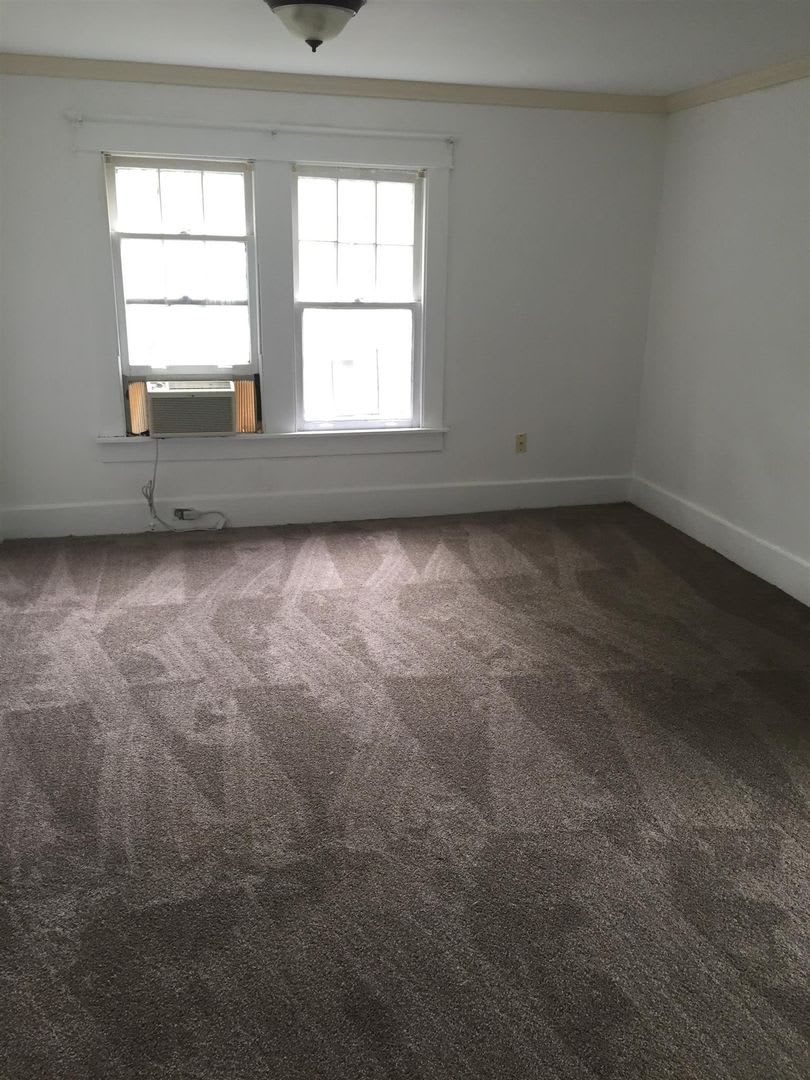 Studio Apt. for lease in the Belmont/Hillsboro area! – photo 3