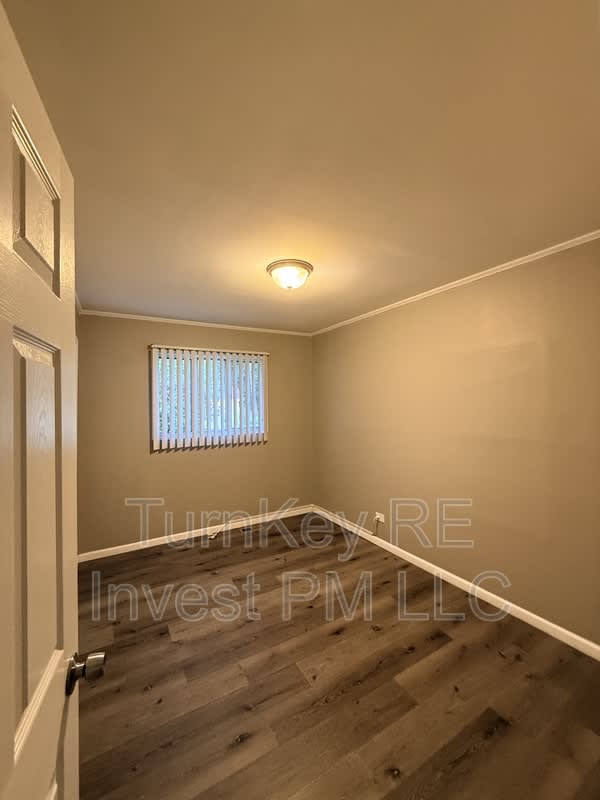 471 Tomahawk Street – photo 5