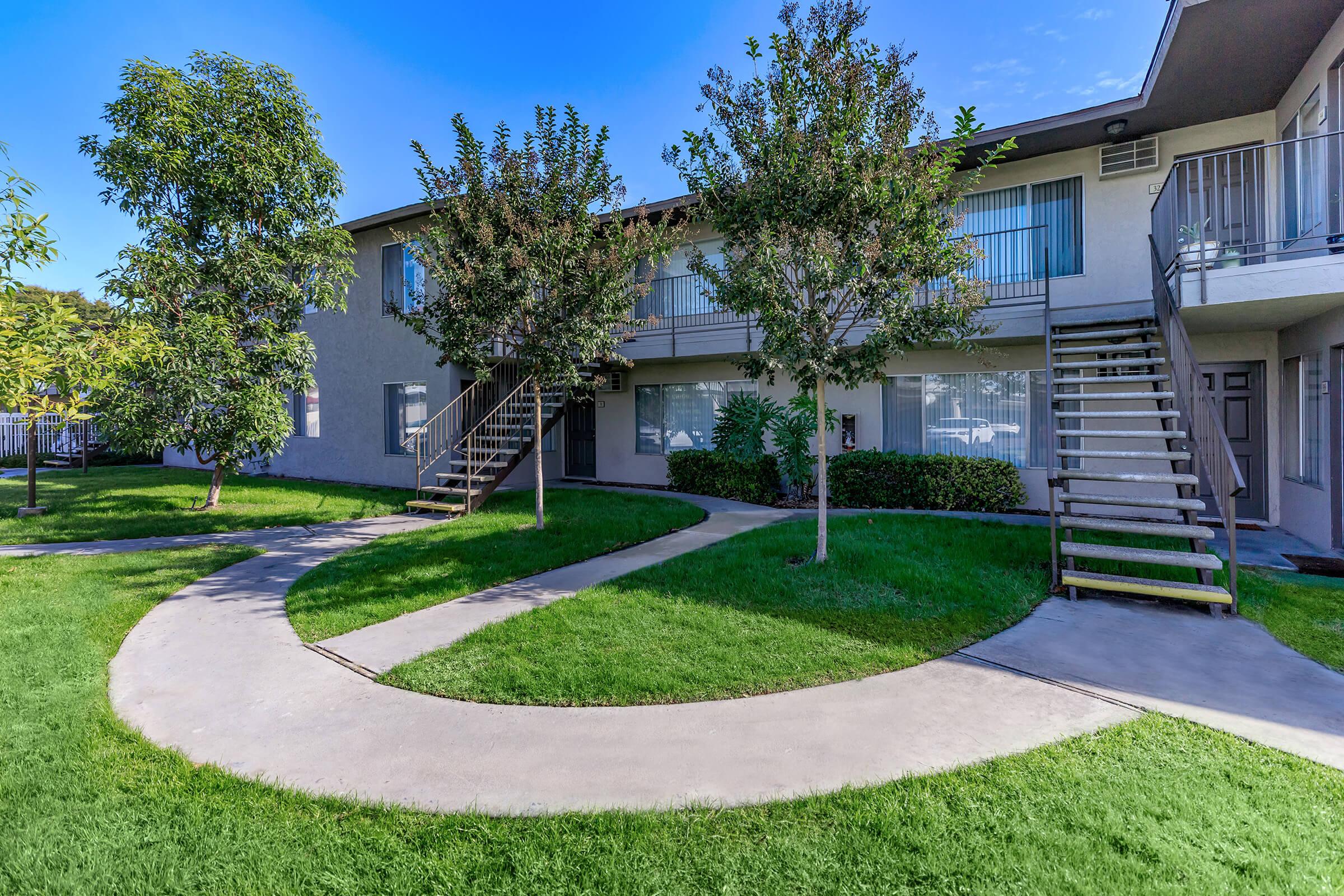 San Carlos & San Juan Apartment Homes – photo 4