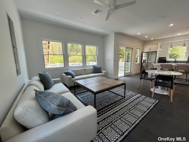 570 Bayberry Walk – photo 4