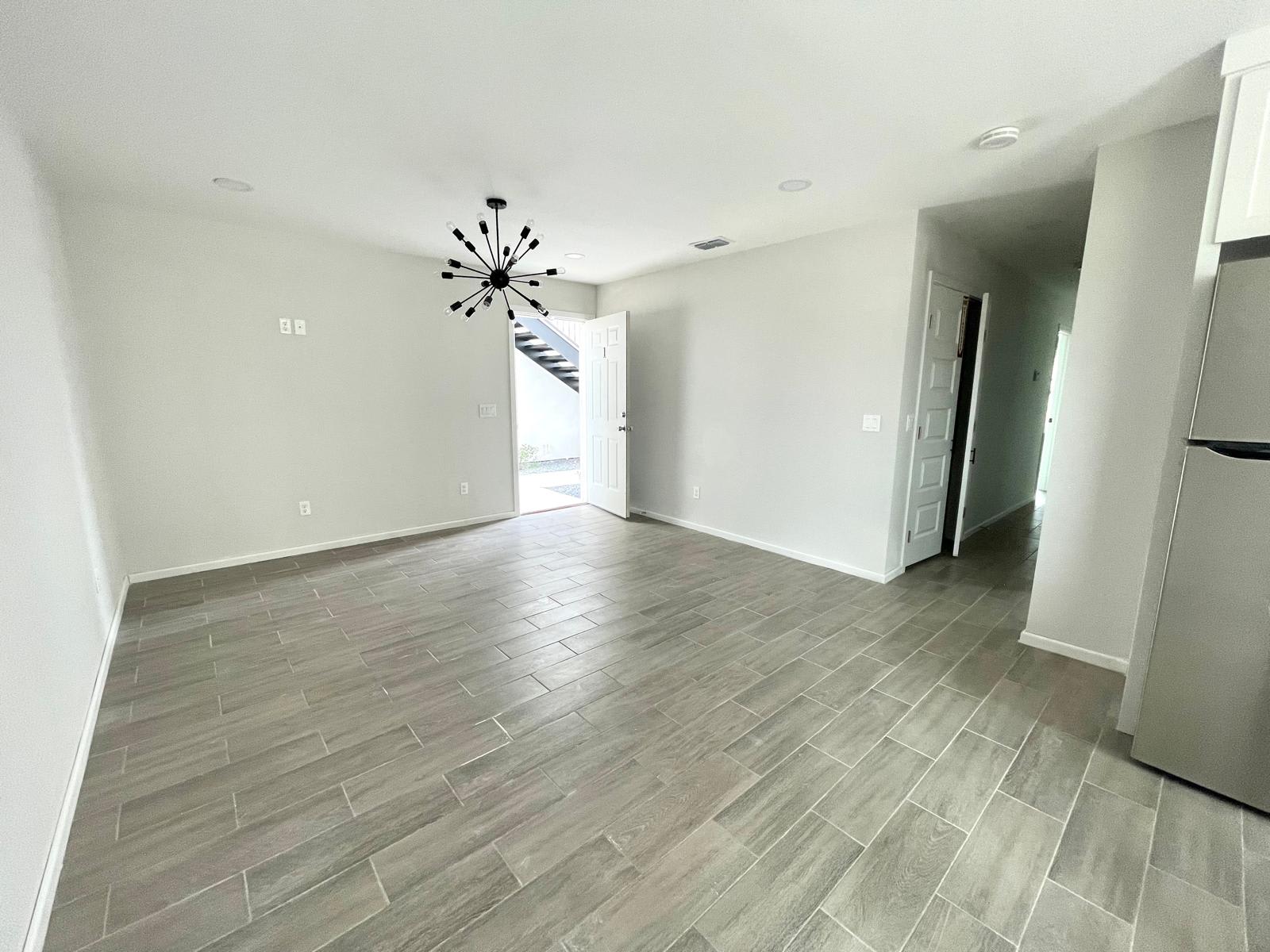 3516 S Dominque Dr – photo 2