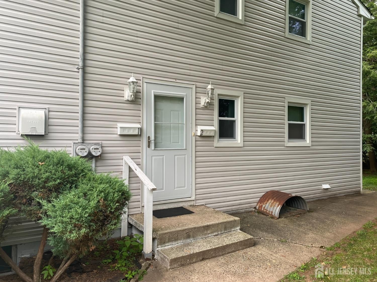 123 Highland Avenue – photo 1