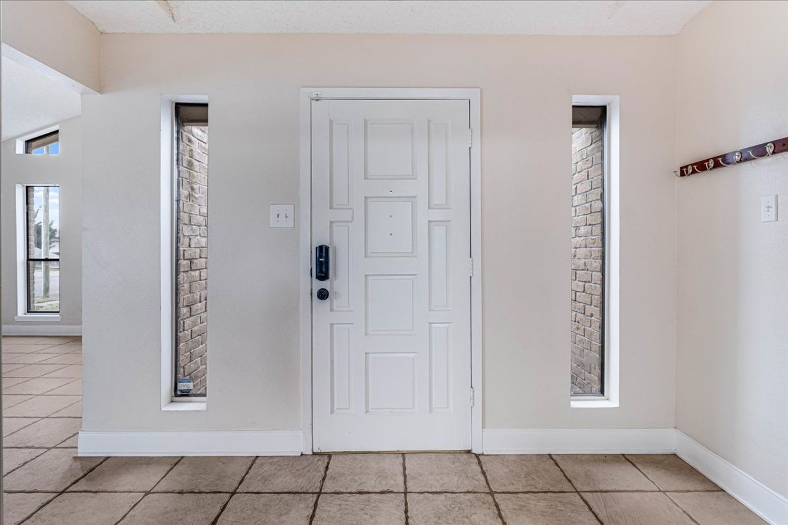 985 Crossbill 3 Bed 2 Bath 2095 Month – photo 3