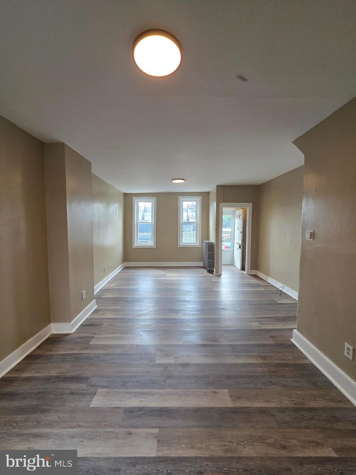 1335 MOSS Street – photo 2