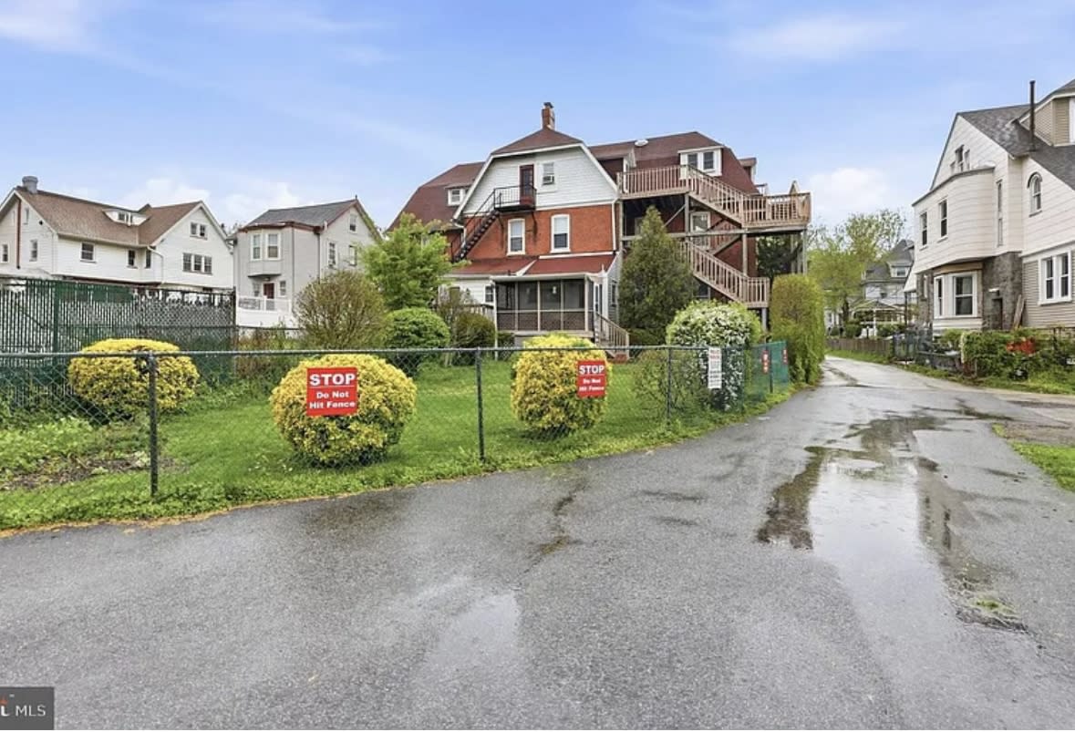 48 East Stewart Avenue Unit A – photo 2