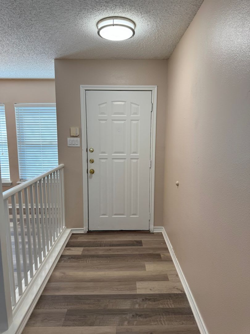 Welcome home to 8290 Morning Grove! – photo 2