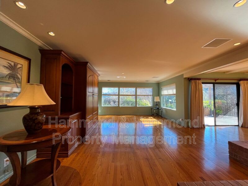 15451 Deerhorn Rd. – photo 3