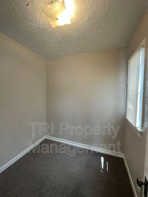 414 13th Ave – photo 5