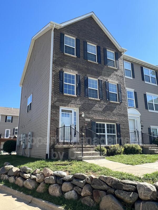 1005 Northeast Kamies Lane – photo 1