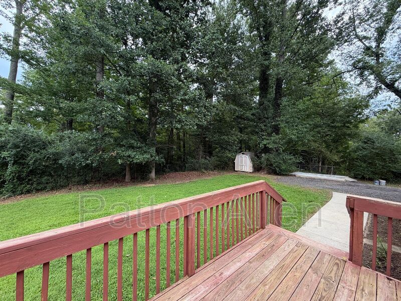 115 Starnes Cove Rd – photo 3