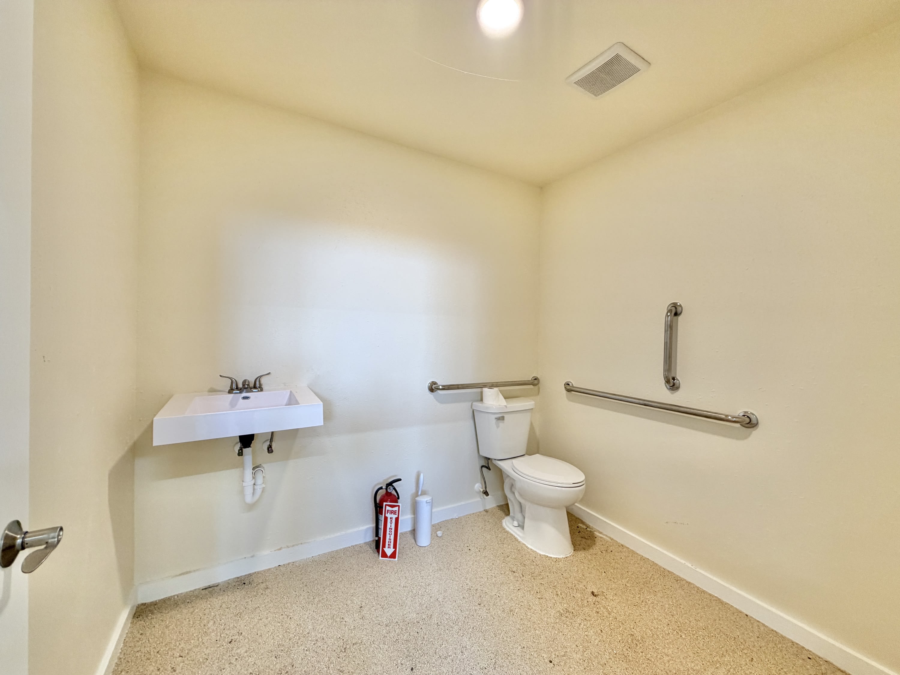 898 Arthur Drive – photo 3
